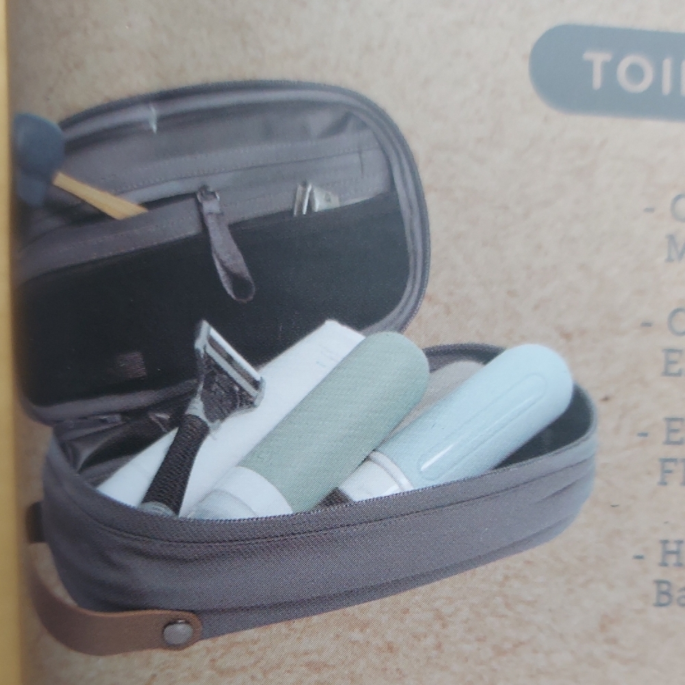 Haven Gray Modern Dopp Toiletry Bag